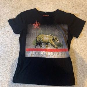 Men’s graphic T. Size large black